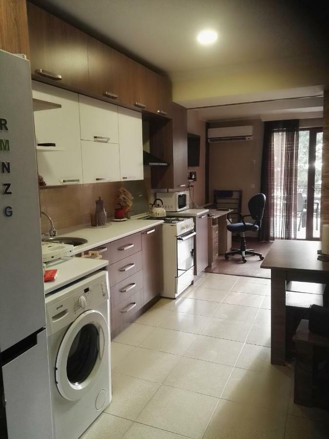Apartment Agmashenebeli 99 코불레티 외부 사진